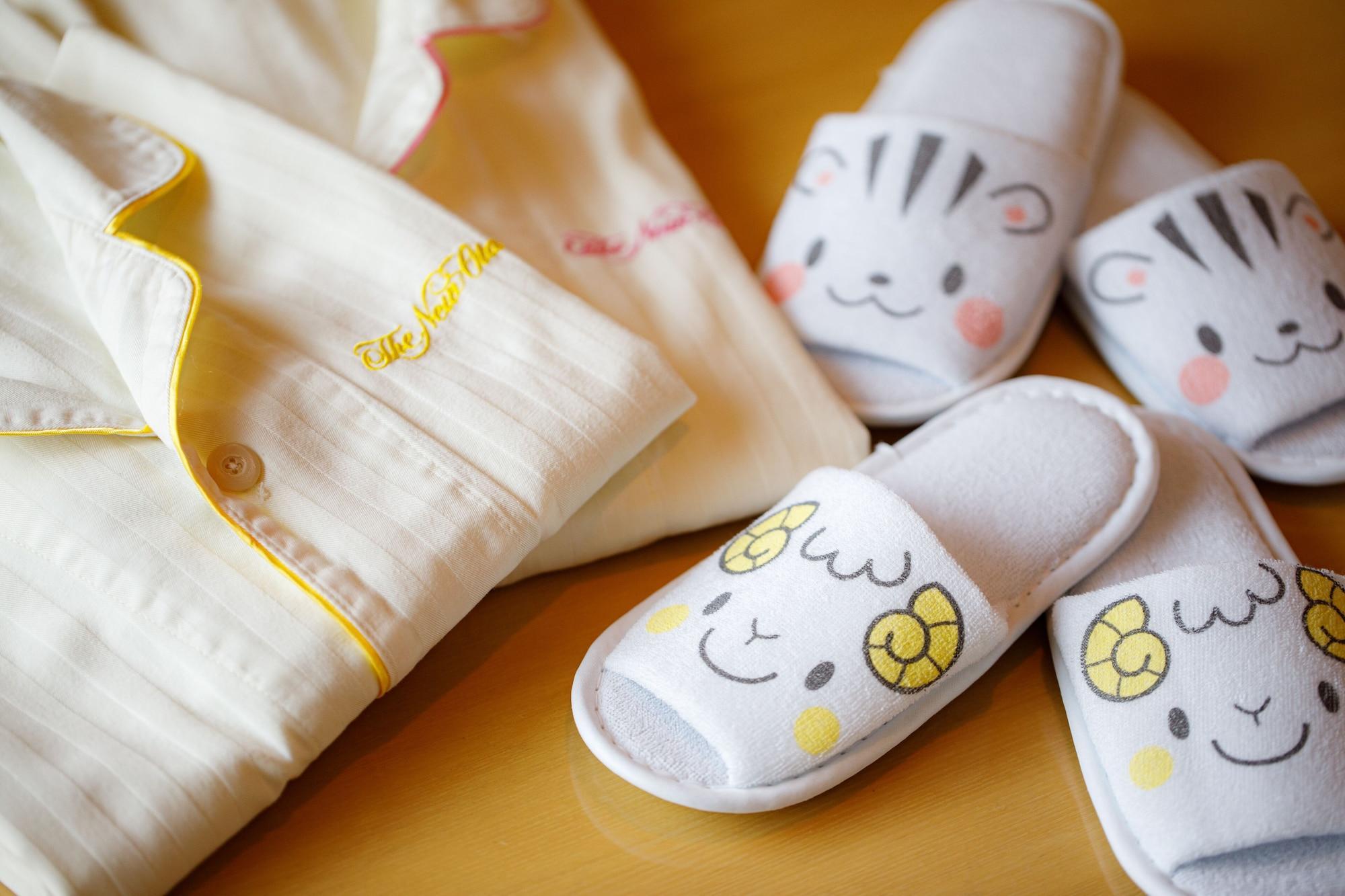 博多新大谷酒店 福岡 外观 照片 Maneki-neko slippers